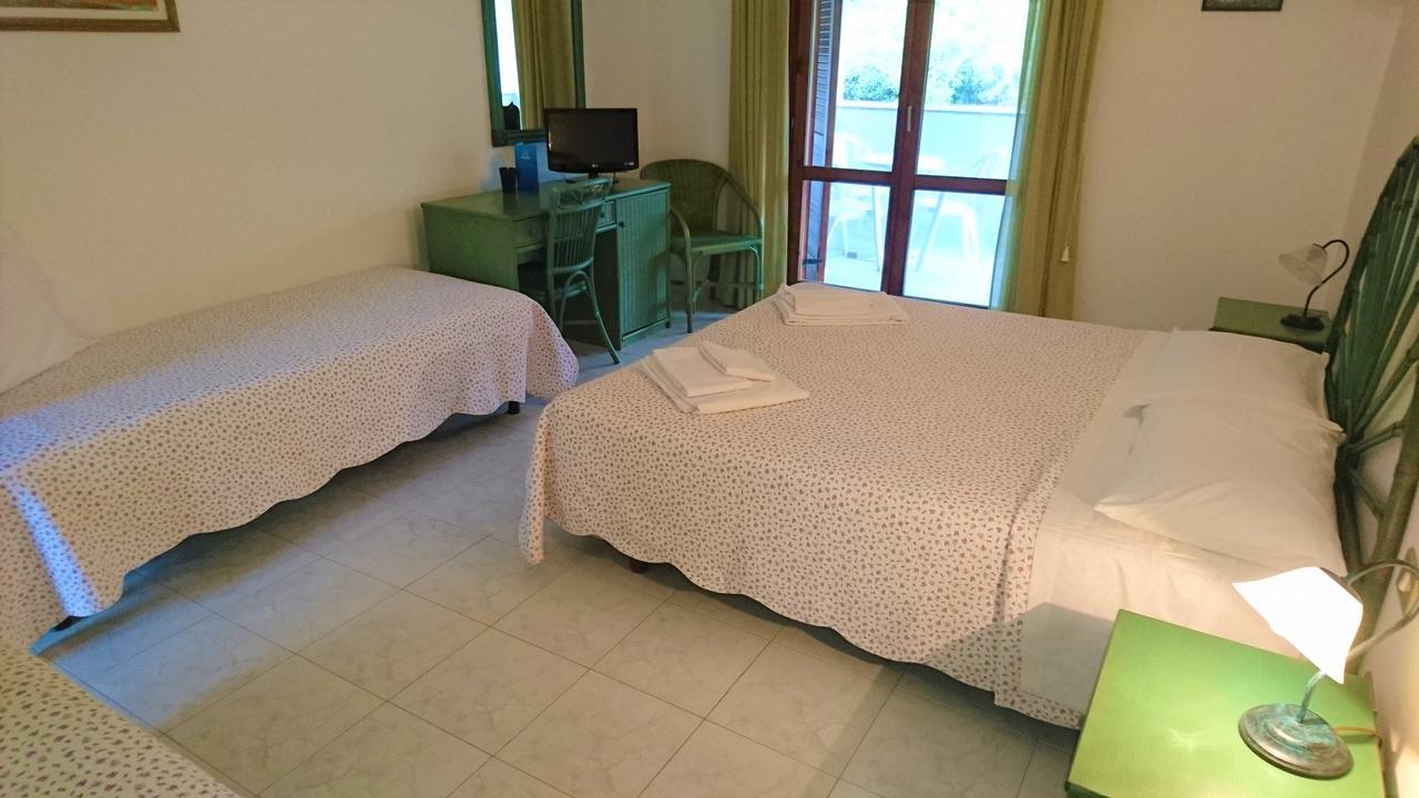 Il Complesso Saraceno Hotel Торе деле Стеле Екстериор снимка